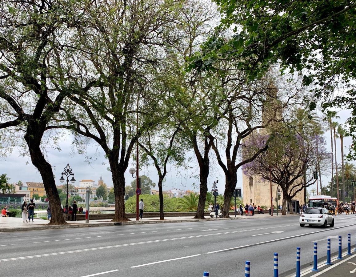 Apartamentos Rg Resitur Seville Ngoại thất bức ảnh